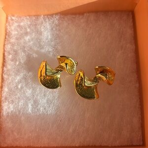 24K Gold Twist Earrings